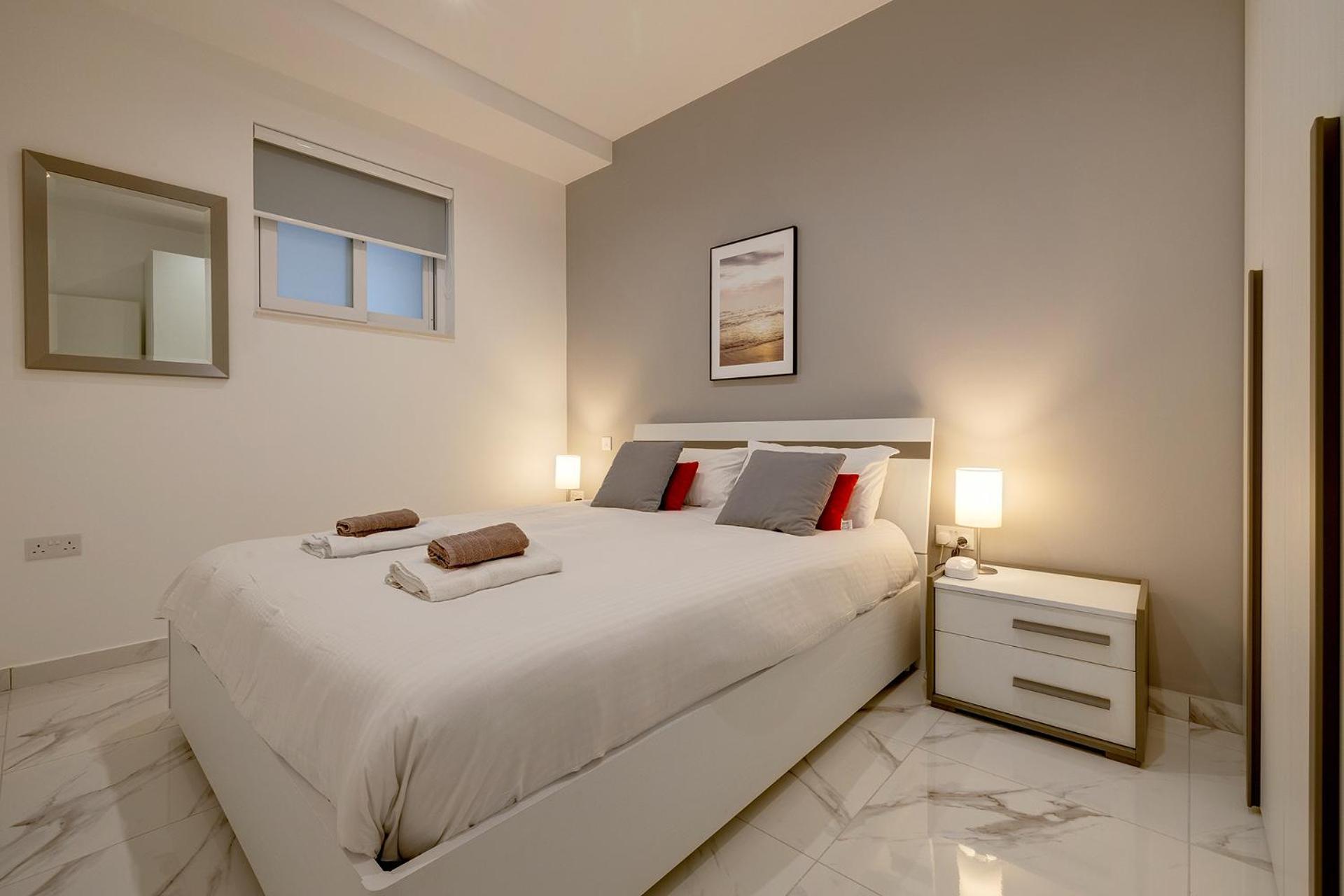 Apartament Sliema 2Br Great Location With Terrace Zewnętrze zdjęcie