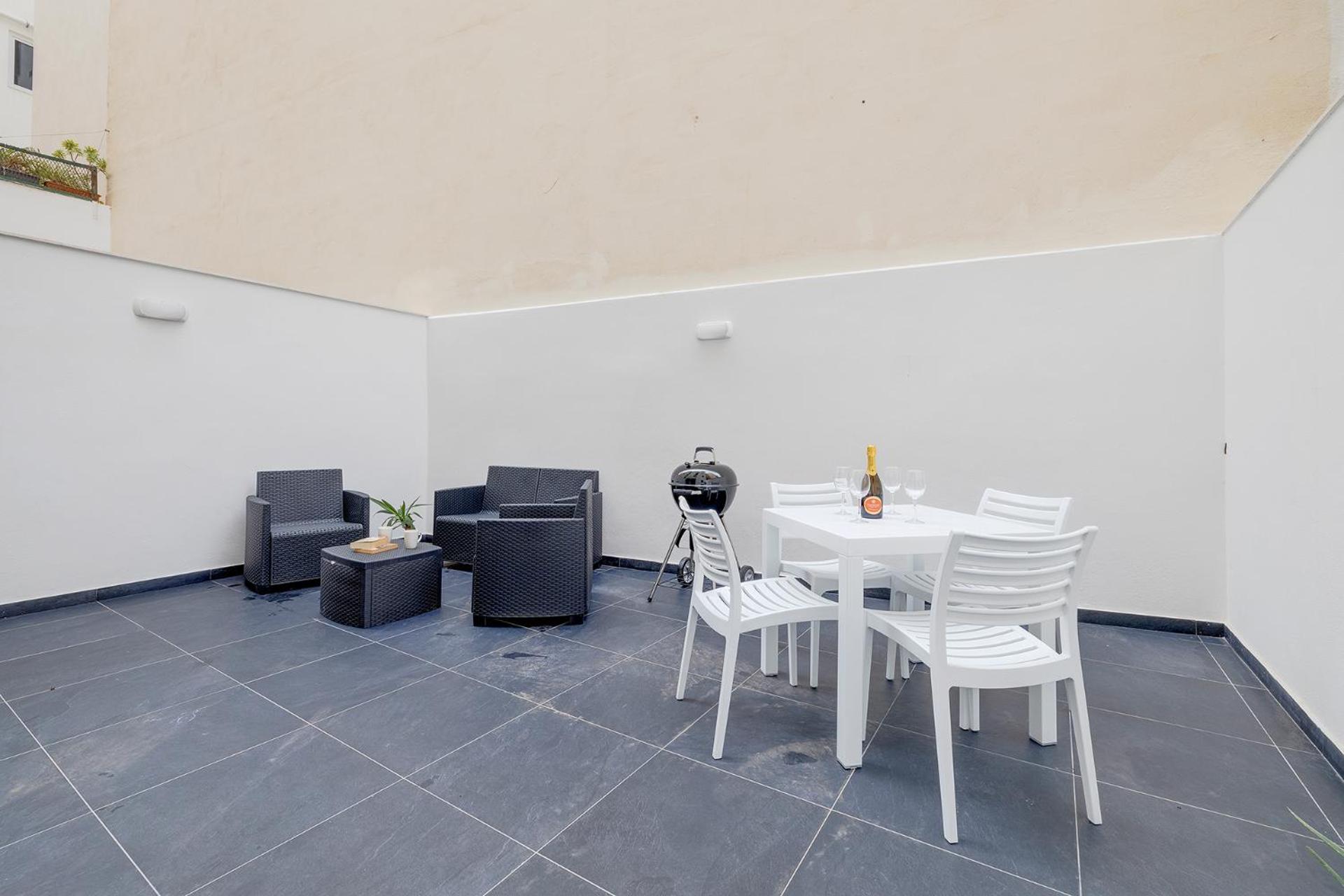 Apartament Sliema 2Br Great Location With Terrace Zewnętrze zdjęcie